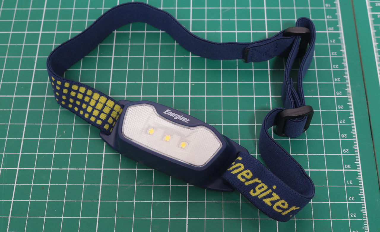 Energizer HDCS22ヘッドライトのバンド装着時